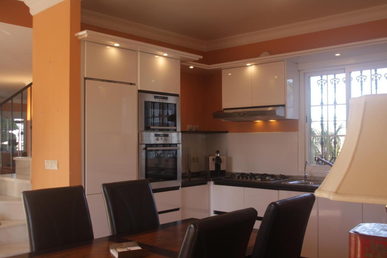 Villa Rosada - Luxurious 3-Bedroom Villa With Garden And Pool Cantoria Exterior photo