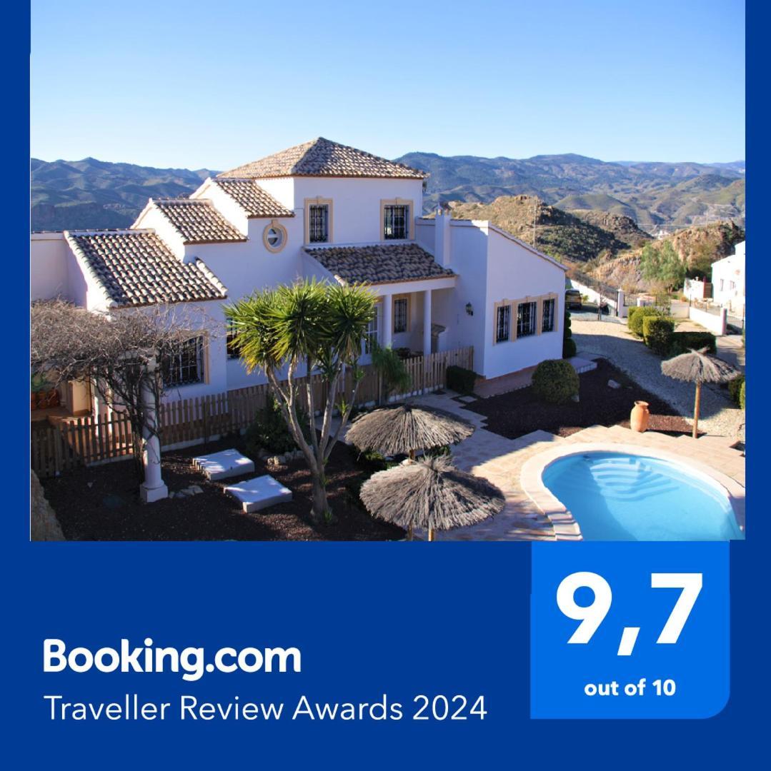 Villa Rosada - Luxurious 3-Bedroom Villa With Garden And Pool Cantoria Exterior photo